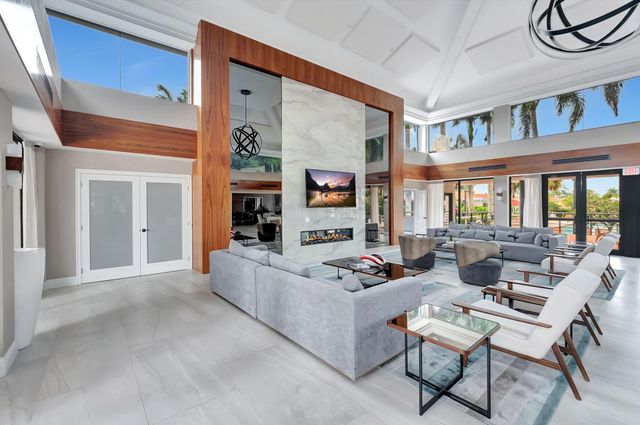 6584 Hampton Cir, Boca Raton, FL 33496