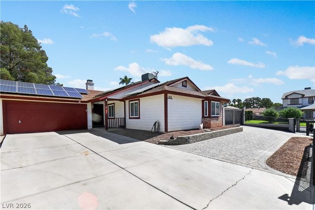 5876 Tippin Drive, Las Vegas, NV 89130