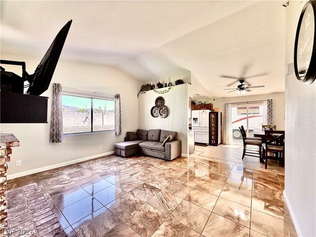 5876 Tippin Drive, Las Vegas, NV 89130