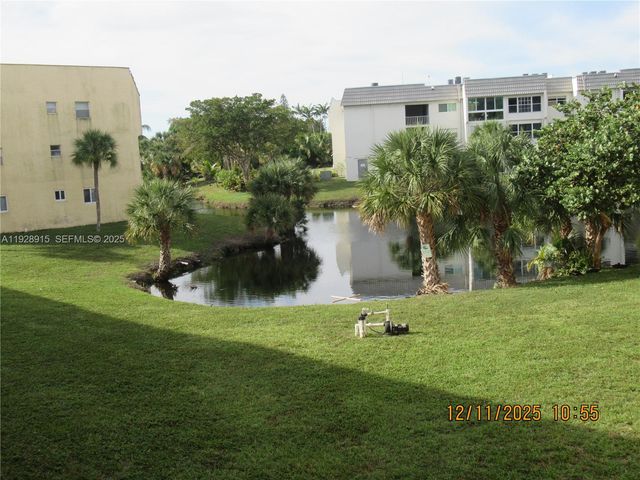 8285 Sunrise Lakes Blvd 208, Sunrise, FL 33322