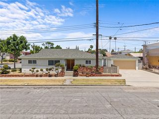301 E Buckthorn Street, Inglewood, CA 90301