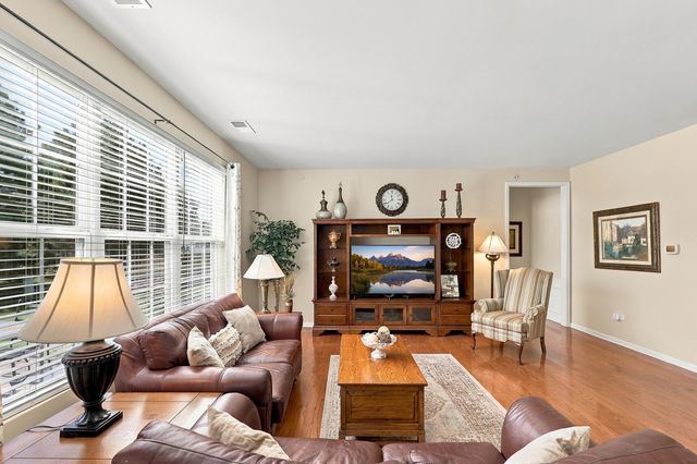 13655 Ivy Drive, Huntley, IL 60142