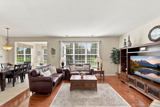 13655 Ivy Drive, Huntley, IL 60142