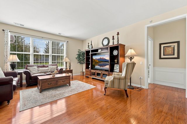 13655 Ivy Drive, Huntley, IL 60142