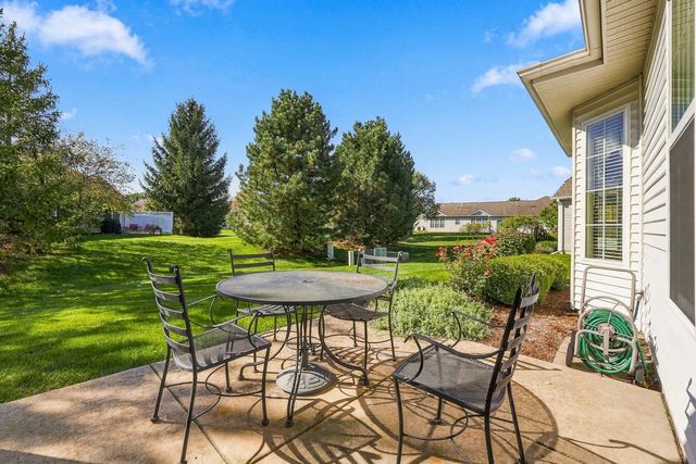 13655 Ivy Drive, Huntley, IL 60142