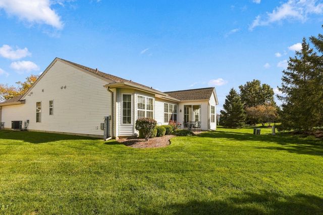 13655 Ivy Drive, Huntley, IL 60142