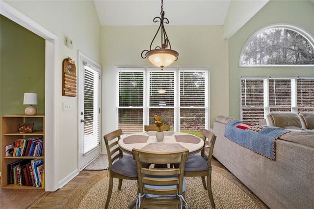 8745 Waterside Drive, Ball Ground, GA 30107