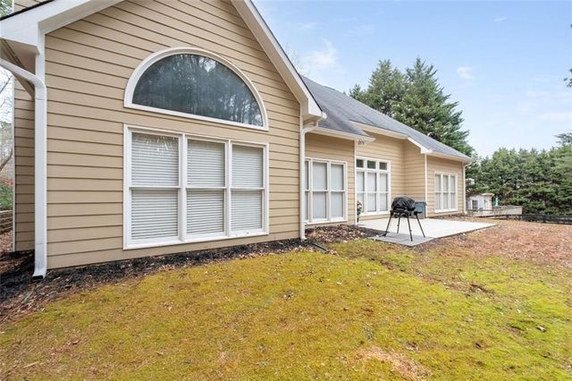 8745 Waterside Drive, Ball Ground, GA 30107