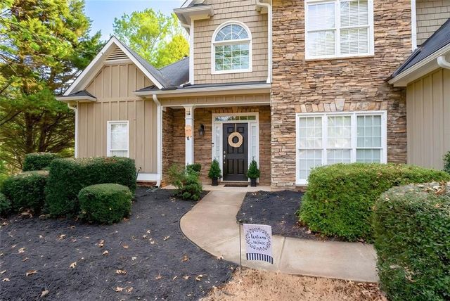 8745 Waterside Drive, Ball Ground, GA 30107