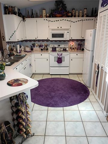 564 W CENTRAL AVENUE, Orange City, FL 32763