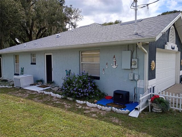564 W CENTRAL AVENUE, Orange City, FL 32763