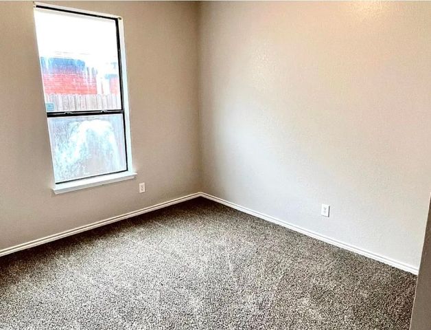 7017 Club Creek Drive, Fort Worth, TX 76137