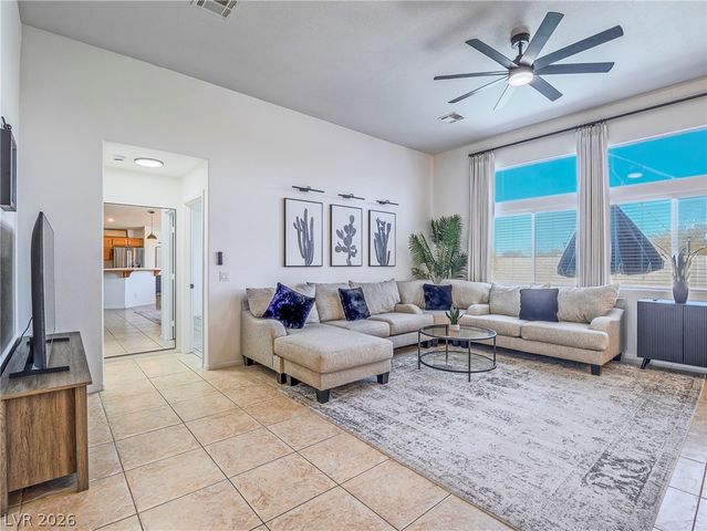 6832 Rosinwood Street, Las Vegas, NV 89131