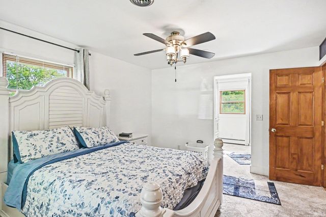 518 Sunset Lane, Middlebury, IN 46540