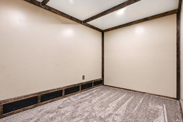 518 Sunset Lane, Middlebury, IN 46540