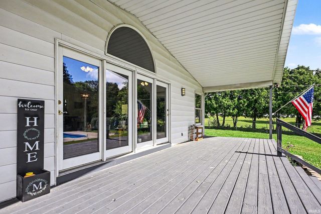 518 Sunset Lane, Middlebury, IN 46540