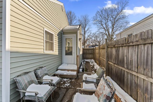 1937 E Donald Street, South Bend, IN 46613