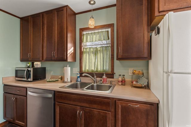 1937 E Donald Street, South Bend, IN 46613