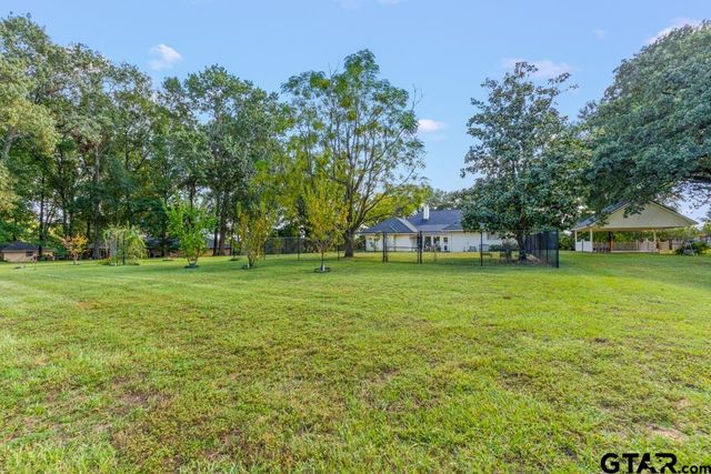 503 Pinehill Road, Henderson, TX 75654