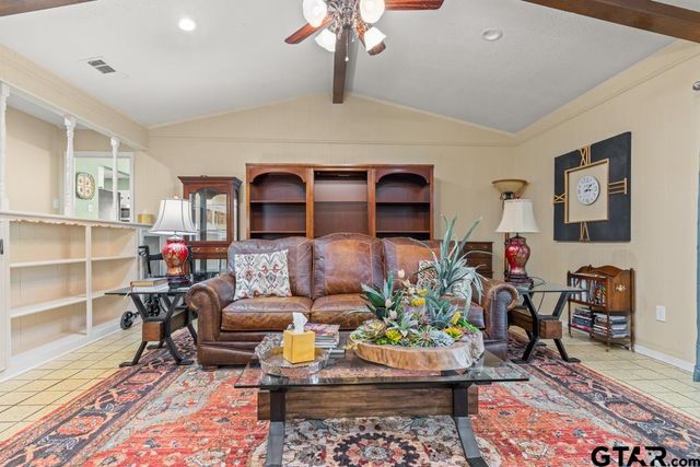 503 Pinehill Road, Henderson, TX 75654