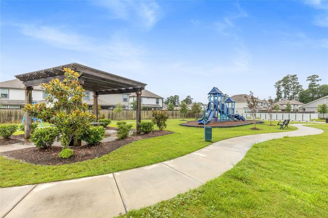3432 Wooded Lane, Conroe, TX 77301