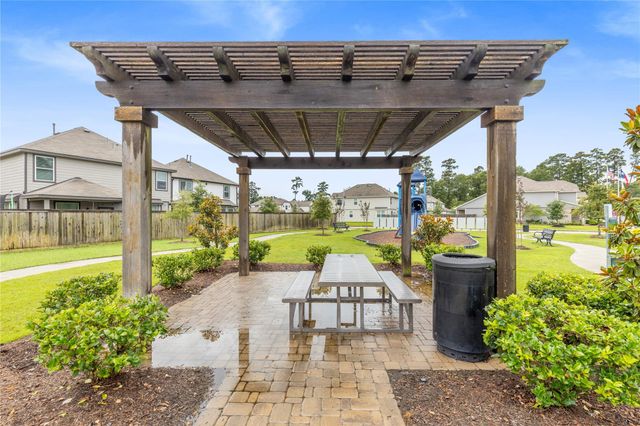3432 Wooded Lane, Conroe, TX 77301