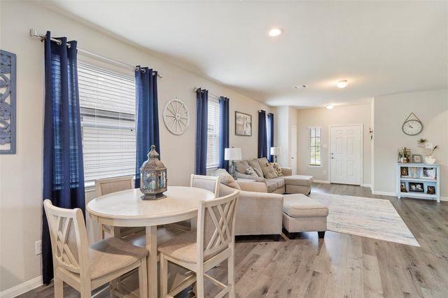 3432 Wooded Lane, Conroe, TX 77301