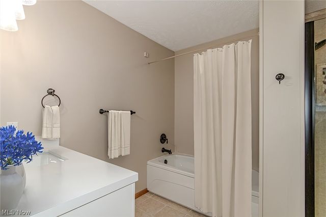 1865 Marsh Lane, Painesville Twp, OH 44077