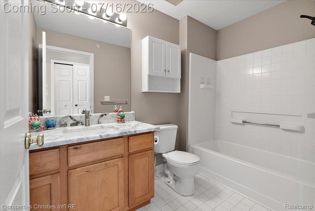 1422 Raliegh Place, Troy, MI 48084