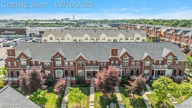 1422 Raliegh Place, Troy, MI 48084