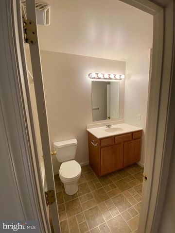 61 QUEEN AVE, Enola, PA 17025