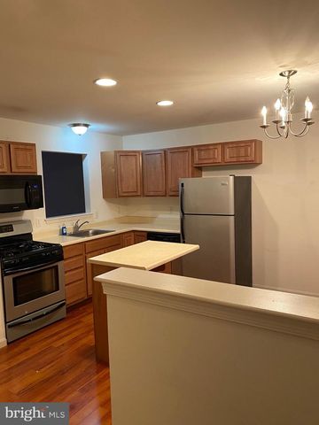 61 QUEEN AVE, Enola, PA 17025