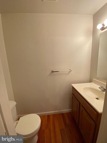 61 QUEEN AVE, Enola, PA 17025