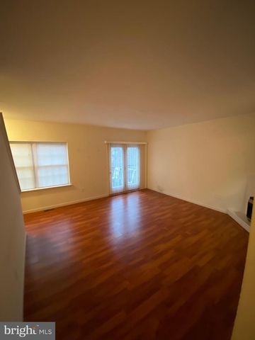 61 QUEEN AVE, Enola, PA 17025