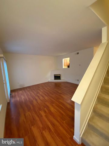 61 QUEEN AVE, Enola, PA 17025