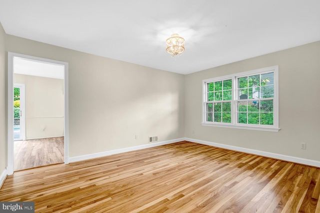2108 WILKINSON PL, Alexandria, VA 22306