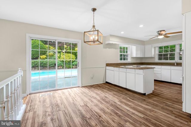 2108 WILKINSON PL, Alexandria, VA 22306