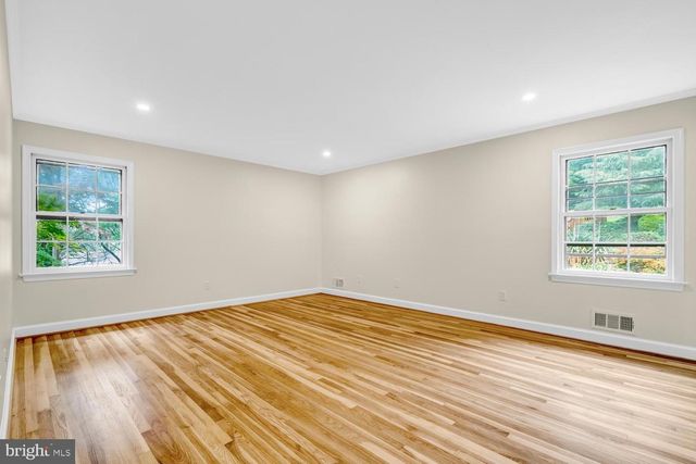 2108 WILKINSON PL, Alexandria, VA 22306