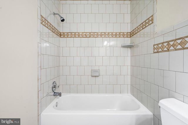 2108 WILKINSON PL, Alexandria, VA 22306