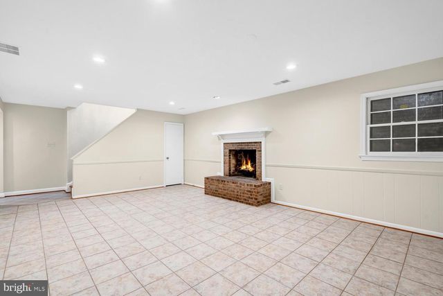 2108 WILKINSON PL, Alexandria, VA 22306