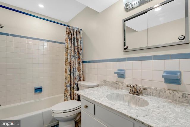 2108 WILKINSON PL, Alexandria, VA 22306