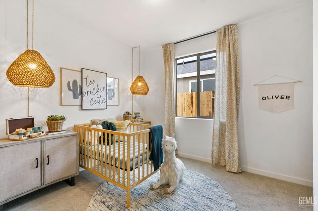 7312 Peach Grove Lane, Bakersfield, CA 93313