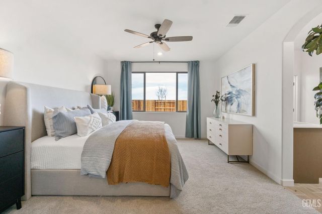 7312 Peach Grove Lane, Bakersfield, CA 93313