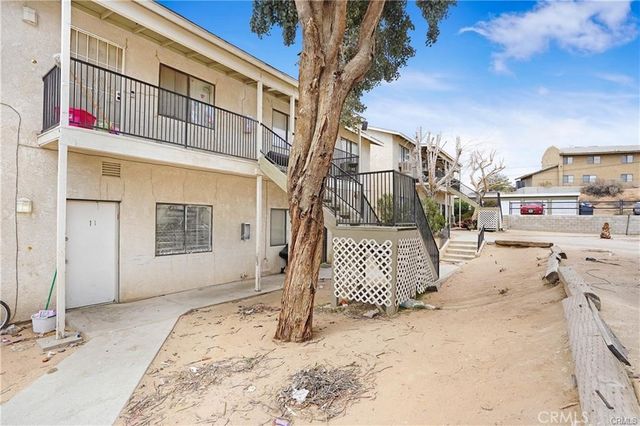 17802 Quantico, Apple Valley, CA 92307