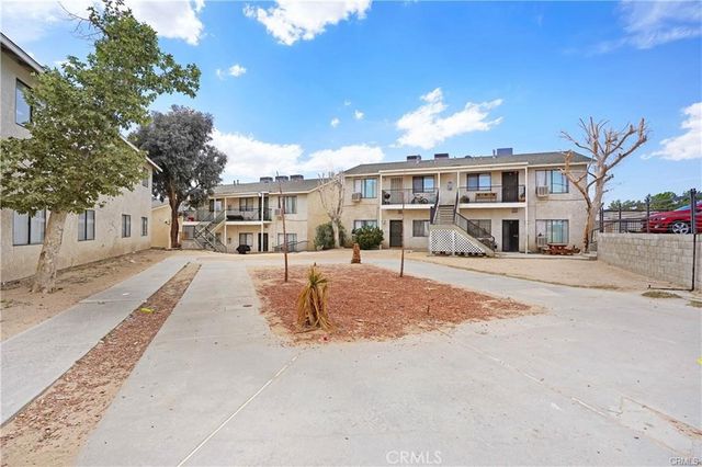 17802 Quantico, Apple Valley, CA 92307