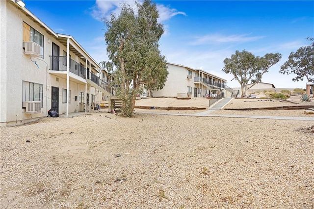 17802 Quantico, Apple Valley, CA 92307