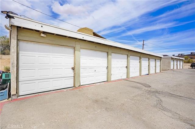 17802 Quantico, Apple Valley, CA 92307