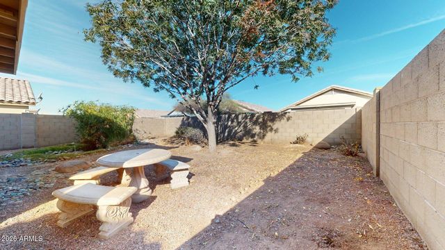 11218 W Calle De La Luna --, Phoenix, AZ 85037