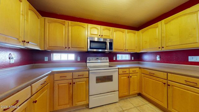 11218 W Calle De La Luna --, Phoenix, AZ 85037