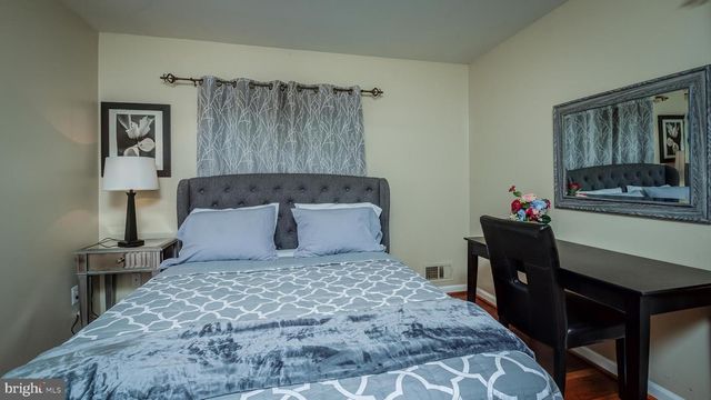 10626 ASHBY PL, Fairfax, VA 22030